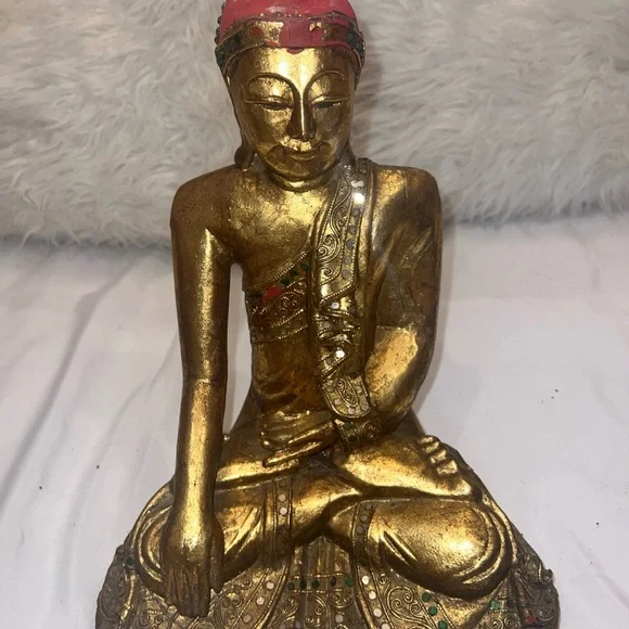Gold Buddha Statue with Red Accents - Picture 12 of 13